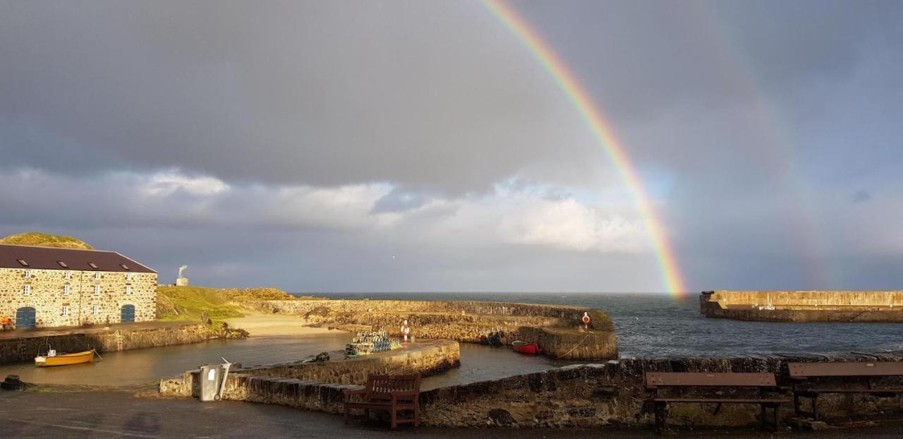 Driftwood Cottage, Portsoy Банф Экстерьер фото
